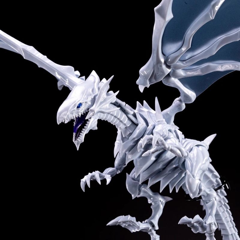 New Yu-Gi-Oh Blue-Eyes White D - огляд і ціна Model Kit Yugioh