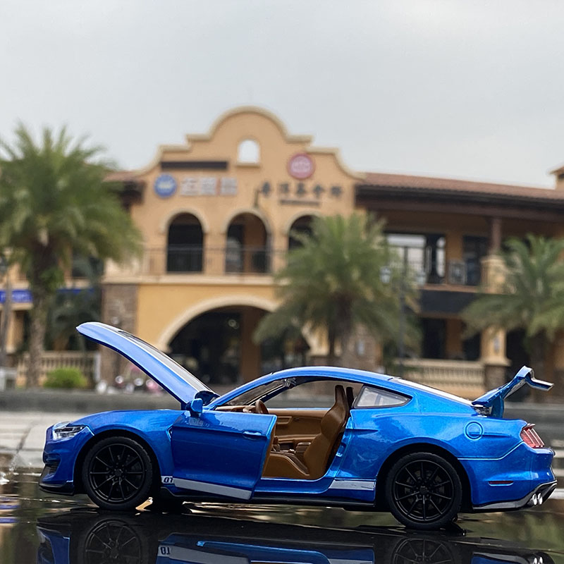 1:32 High Simulation Supercar  - огляд і ціна Model Kit Mustang