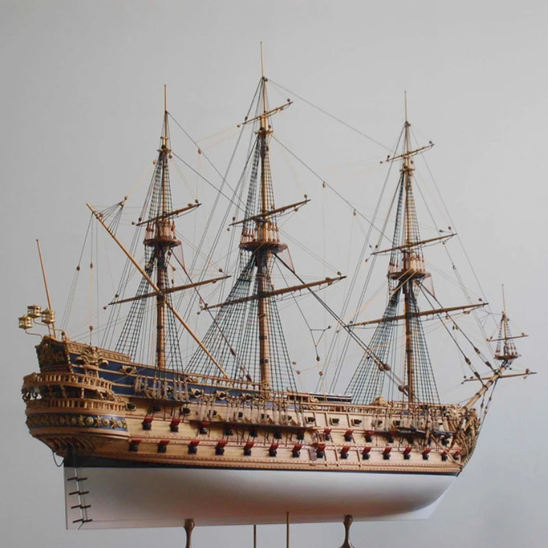 1/50 St. Philip Class I Battle - огляд і ціна Model Kit Lucario
