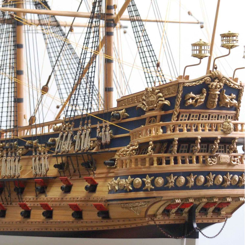 1/50 St. Philip Class I Battle - огляд і ціна Model Kit Lucario