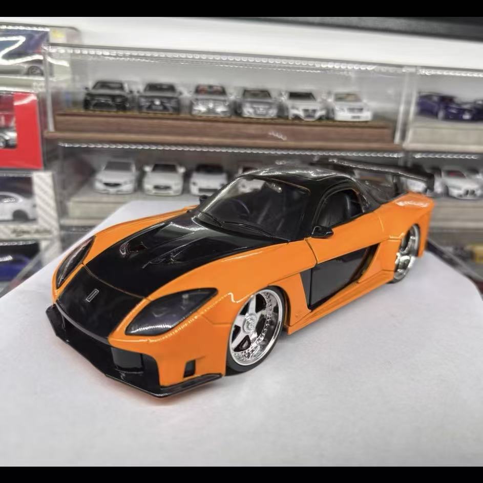 JADA 1:24 Tokyo Drift Han RX7  - огляд і ціна Model Kit Mustang